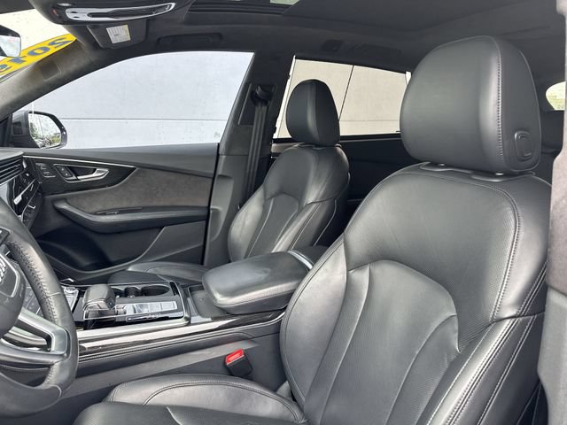 Used 2019 Audi Q8 Prestige AWD/4WD image 12