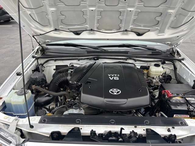 Used 2013 Toyota Tacoma 4x4 Double Cab w/ TRD Off-Road Pkg image 11