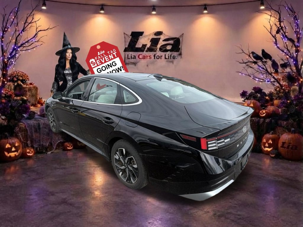Used 2025 Hyundai Sonata SEL FWD image 6
