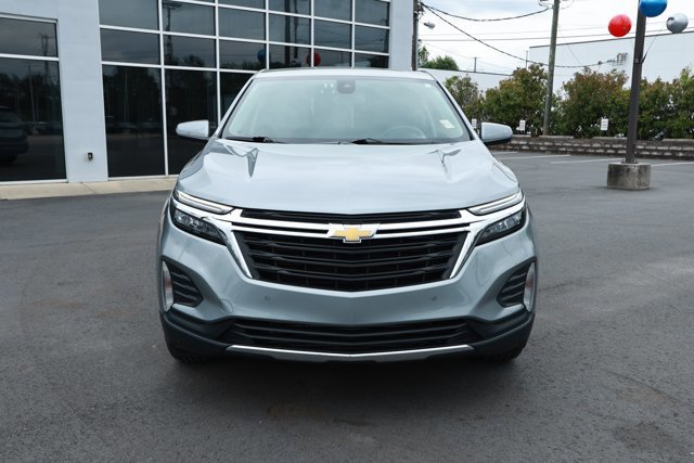 Used 2024 Chevrolet Equinox LT FWD image 2