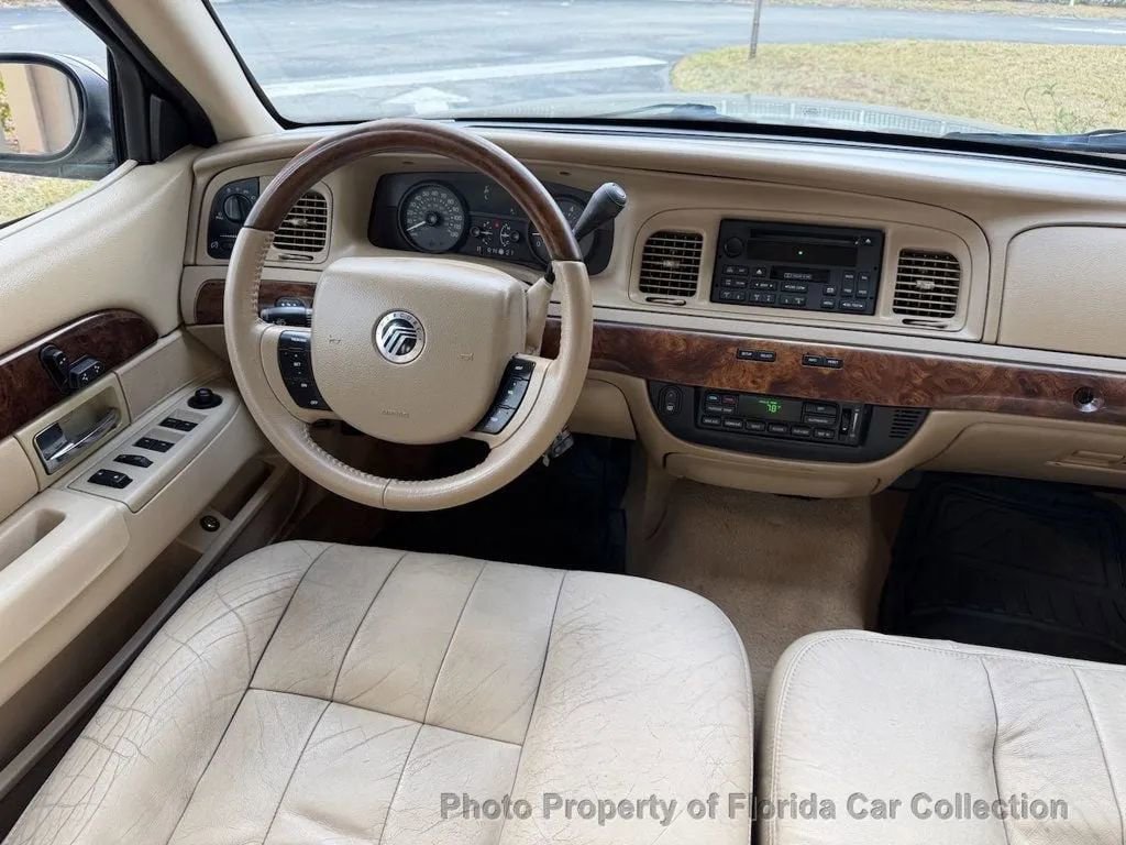 Used 2010 Mercury Grand Marquis LS image 11