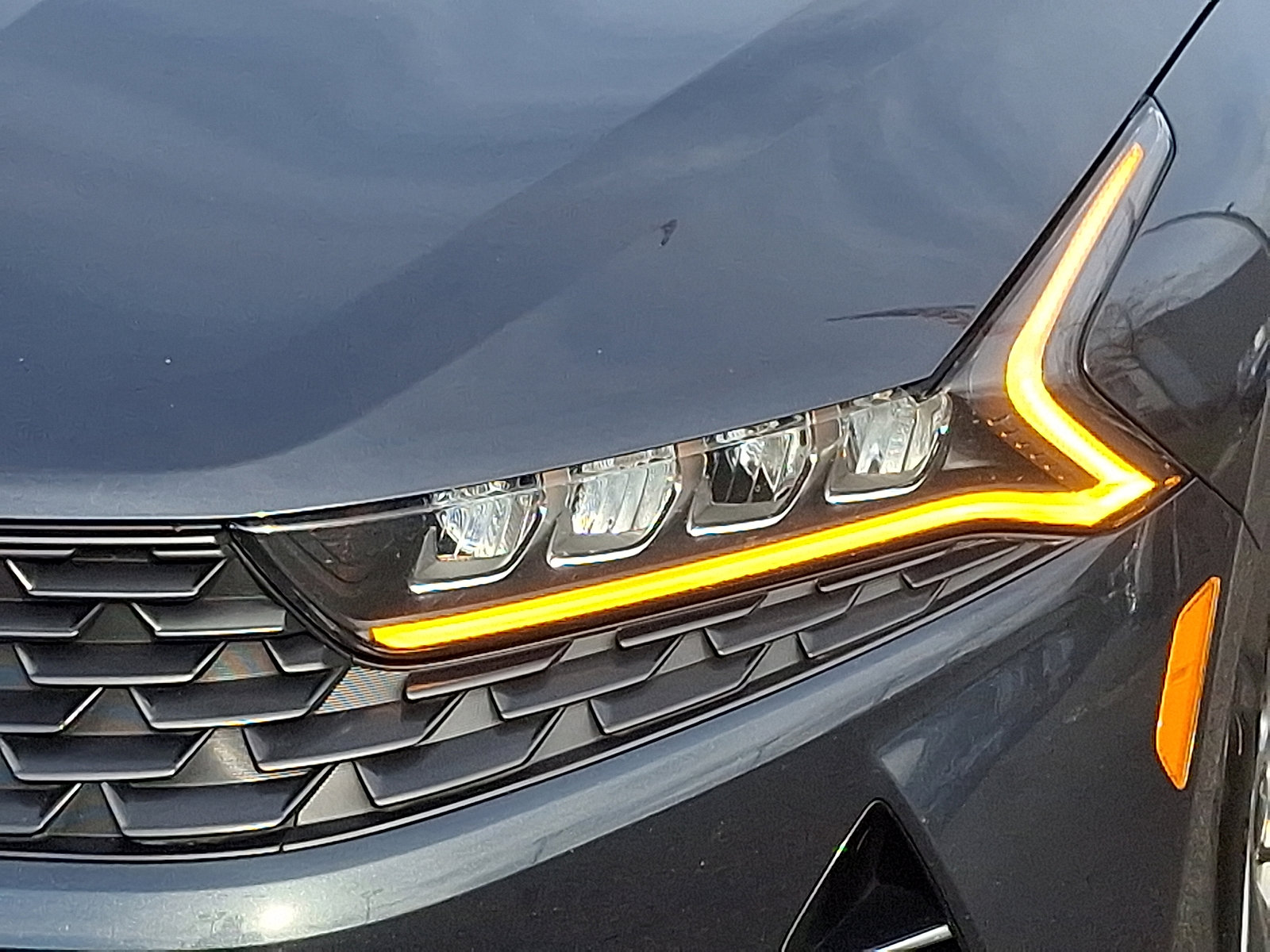 Used 2023 Kia K5 LXS image 9