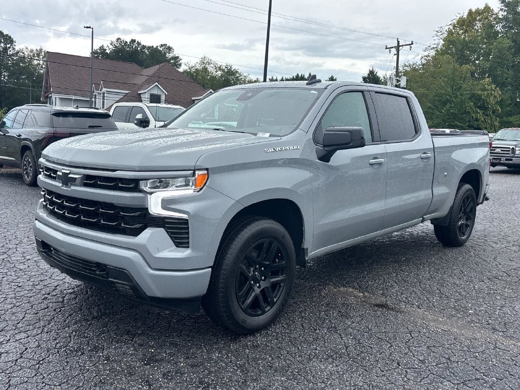 Used 2025 Chevrolet Silverado 1500 RST AWD/4WD image 3
