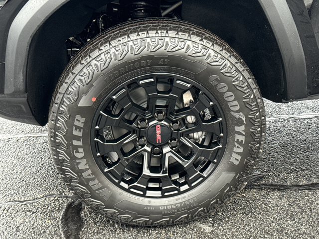 New 2026 GMC Canyon Elevation w/ Convenience Package image 16
