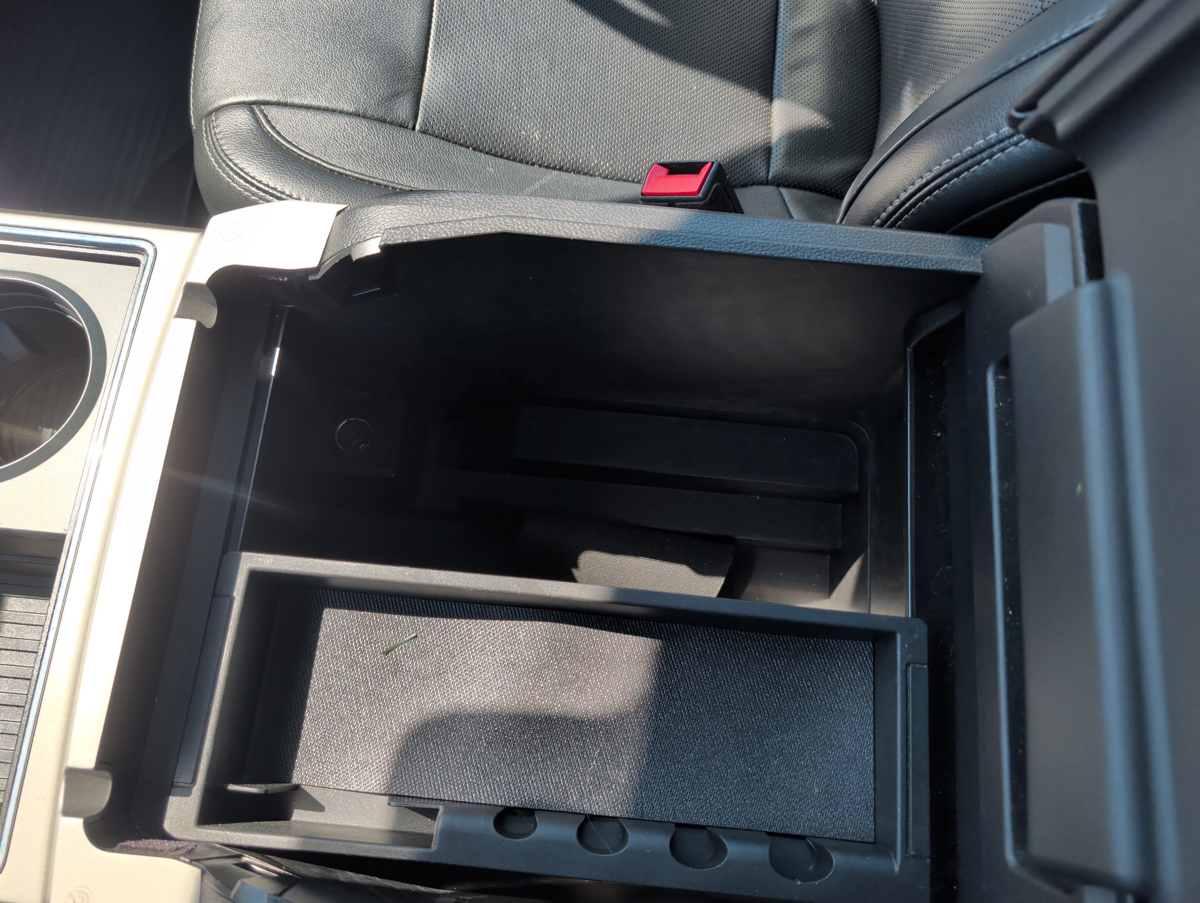 Used 2019 Ford F350 Lariat w/ Lariat Ultimate Package image 34