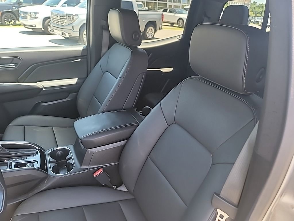 Used 2025 GMC Canyon Elevation w/ Convenience Package RWD image 12