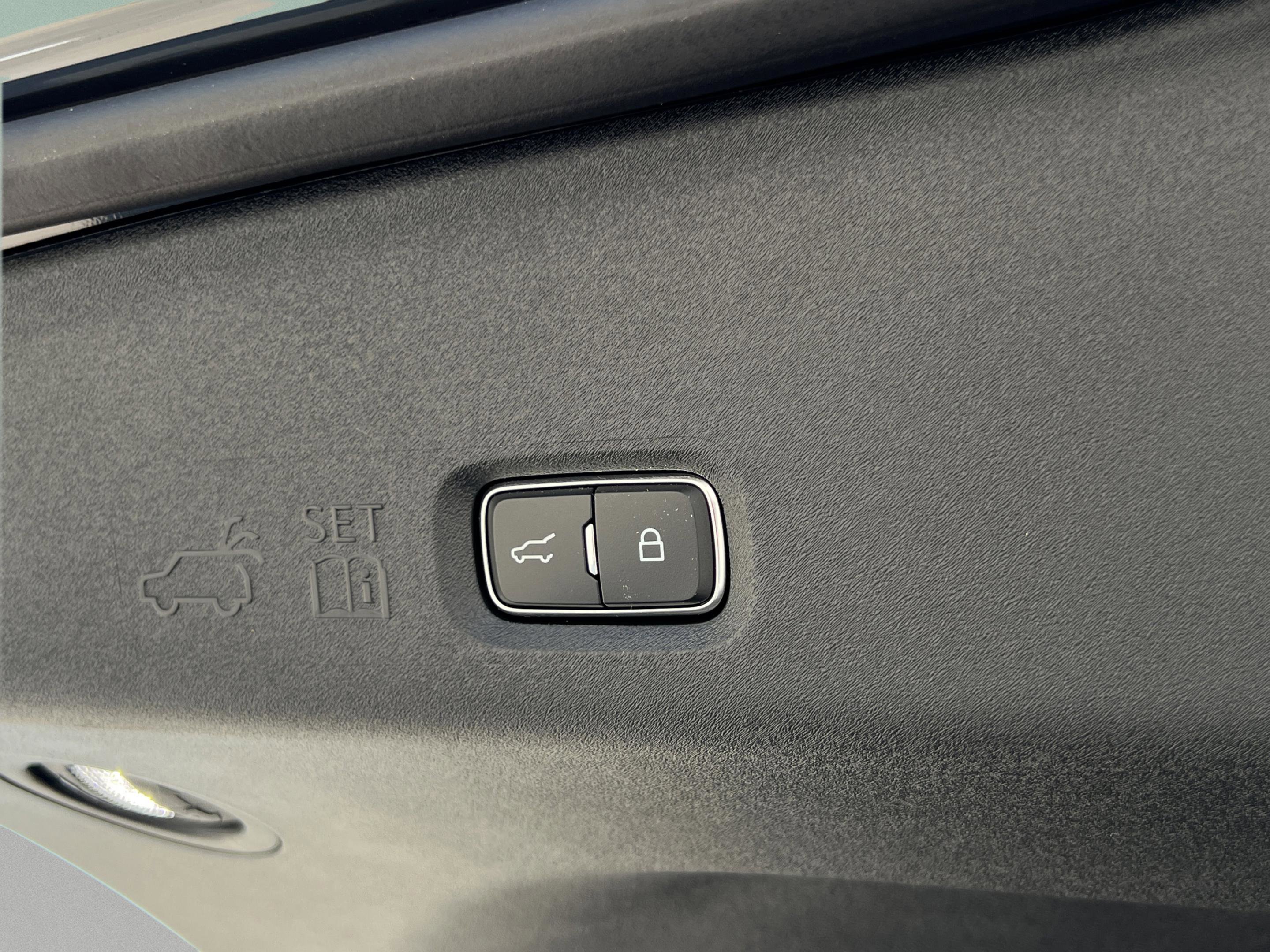 New 2025 Lincoln Navigator L Reserve AWD/4WD image 31