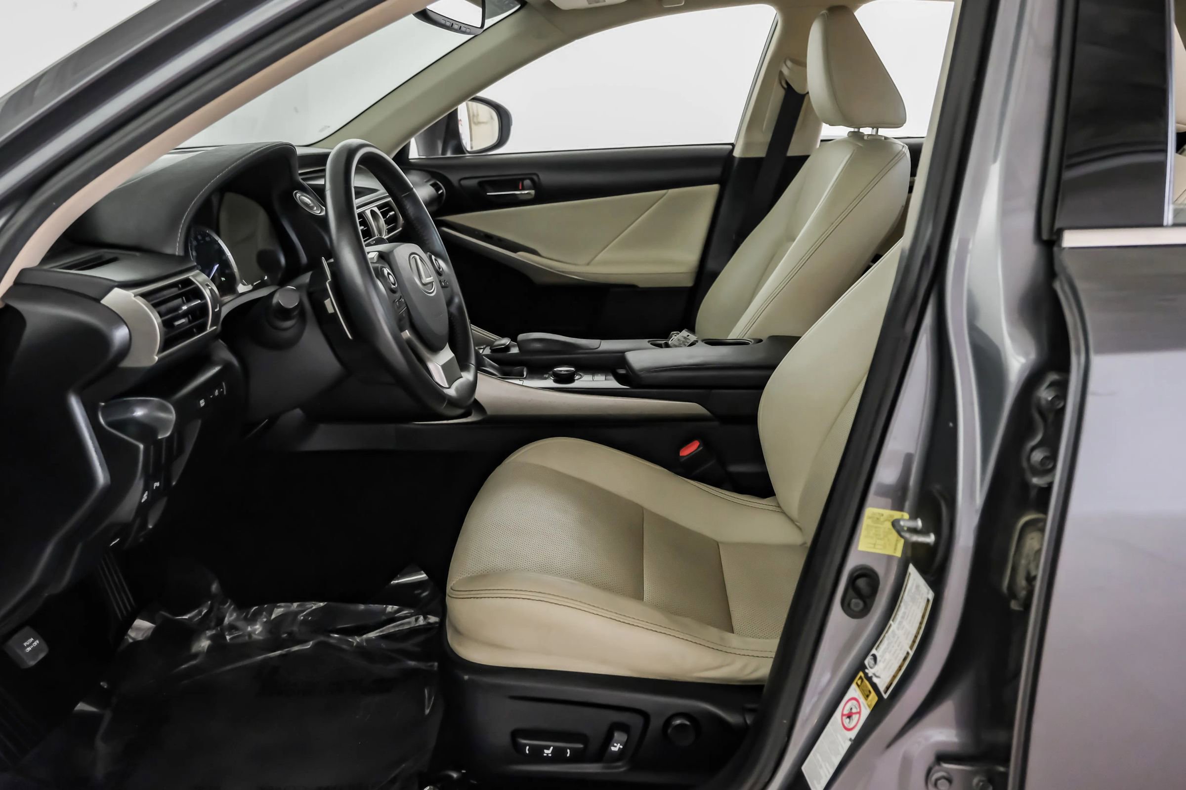 Used 2014 Lexus IS 350 w/ Navigation Package image 3