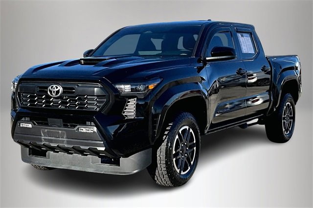 Used 2024 Toyota Tacoma TRD Sport image 2