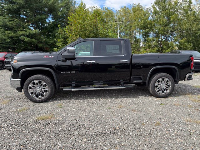 New 2026 Chevrolet Silverado 2500 LTZ w/ LTZ Convenience Package AWD/4WD image 4