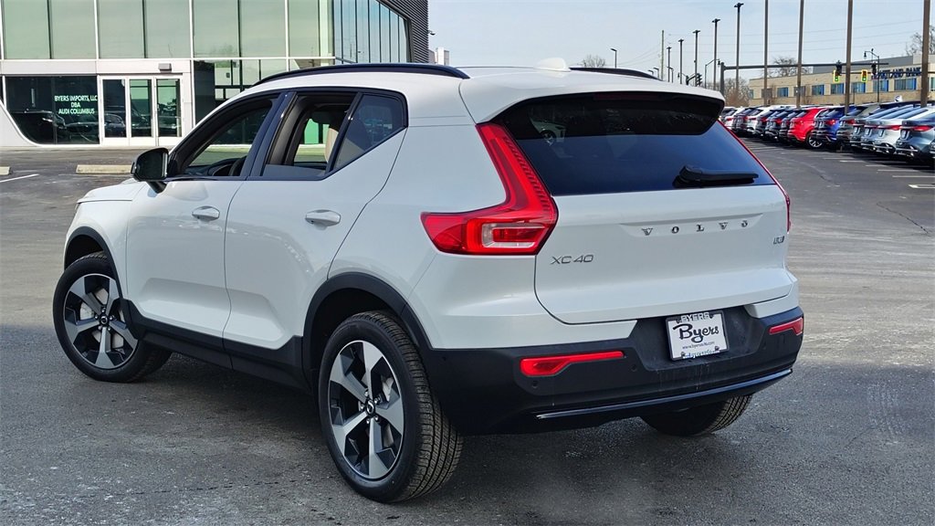 New 2026 Volvo XC40 B5 Plus w/ Protection Package Premier image 4
