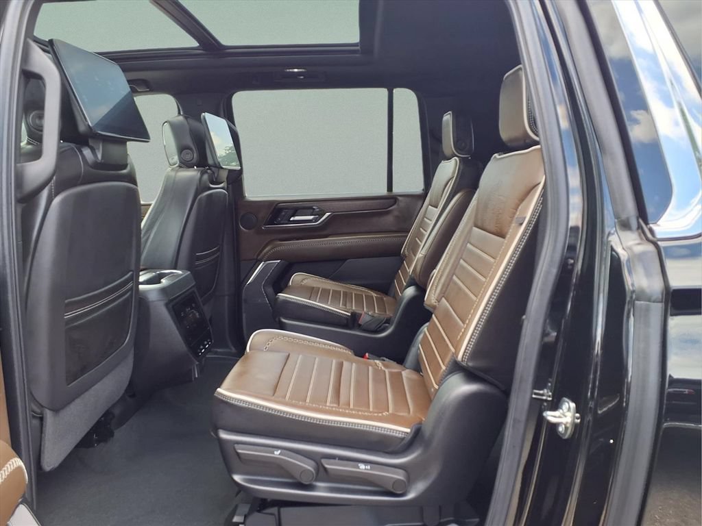 Certified 2026 GMC Yukon XL Denali Ultimate AWD/4WD image 21