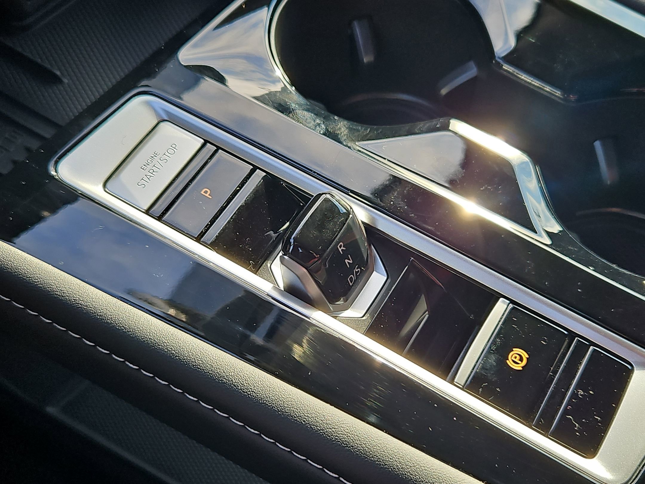 New 2026 Volkswagen Atlas SEL Premium R-Line image 17