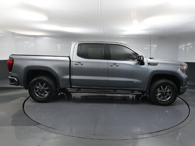 Used 2020 GMC Sierra 1500 AT4 w/ AT4 Premium Package AWD/4WD image 3