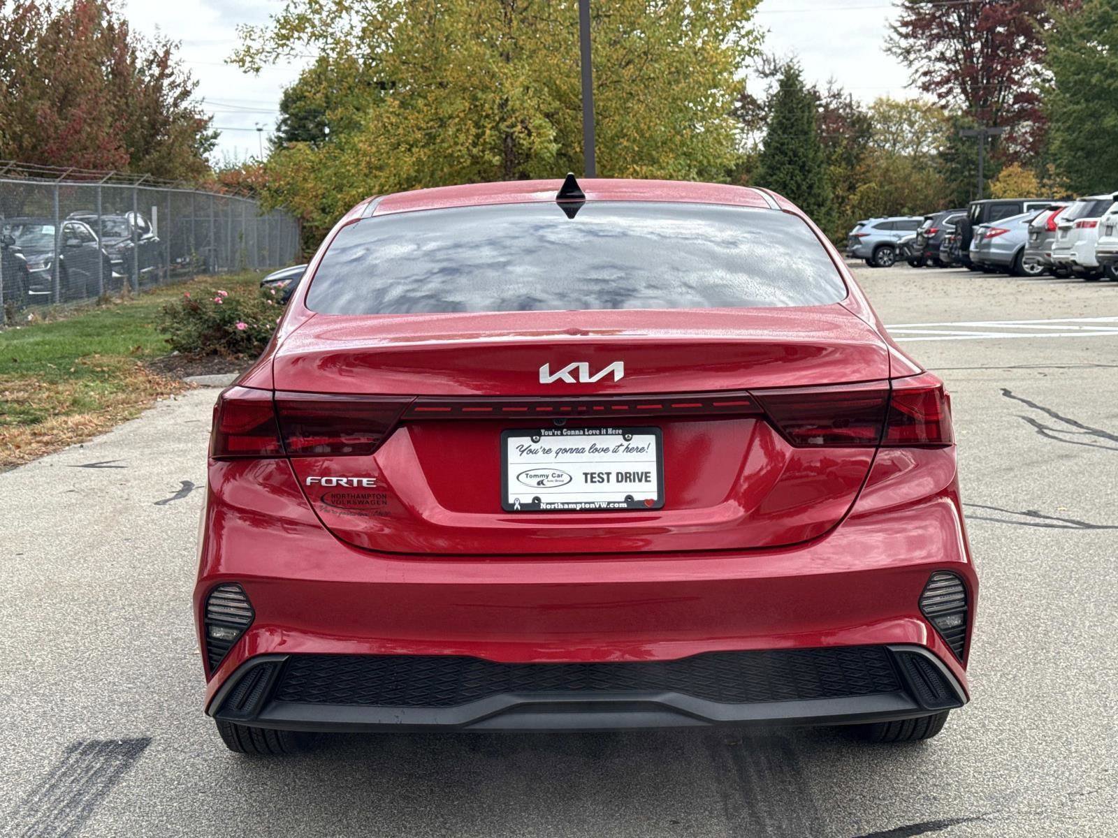 Used 2022 Kia Forte LXS image 6