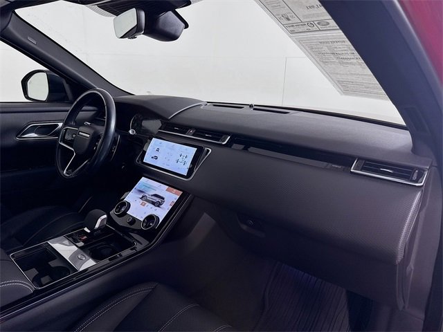 Used 2022 Land Rover Range Rover Velar R-Dynamic S image 31