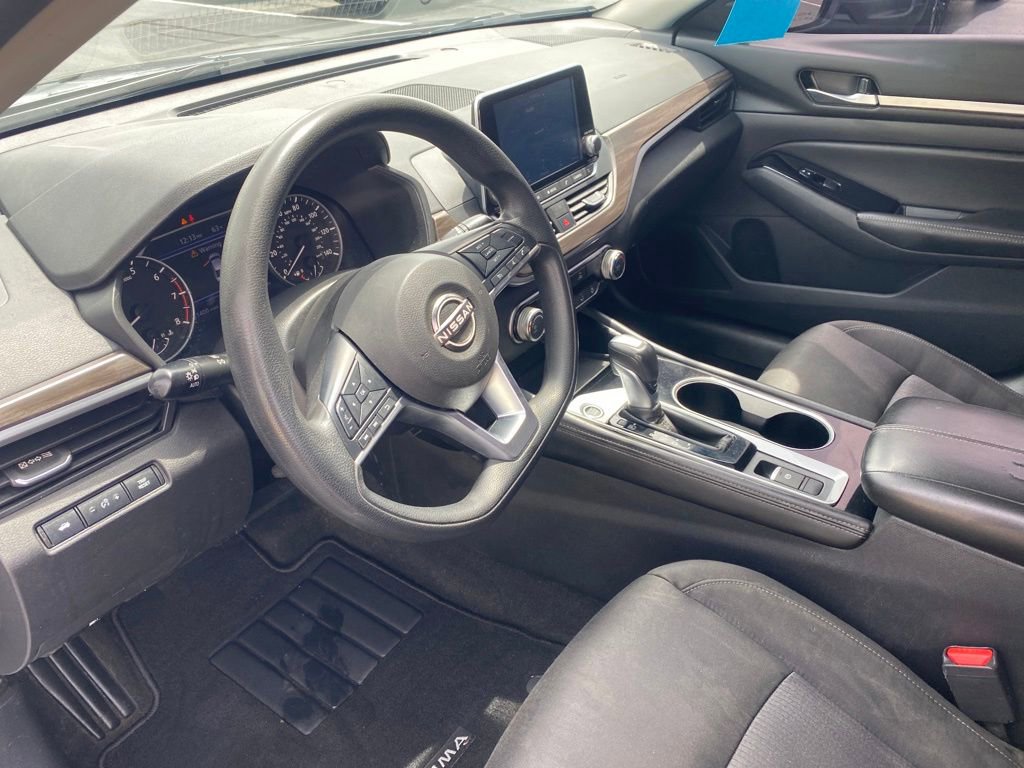 Used 2023 Nissan Altima 2.5 SV AWD/4WD image 18