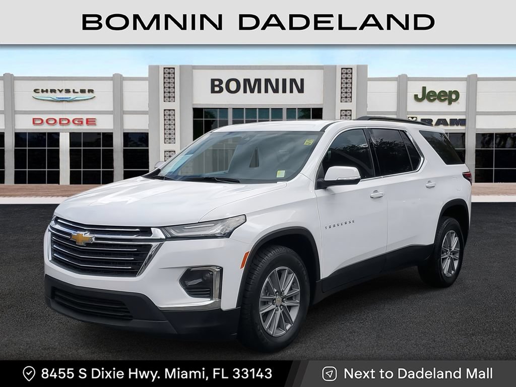 Used 2022 Chevrolet Traverse LT FWD image 1