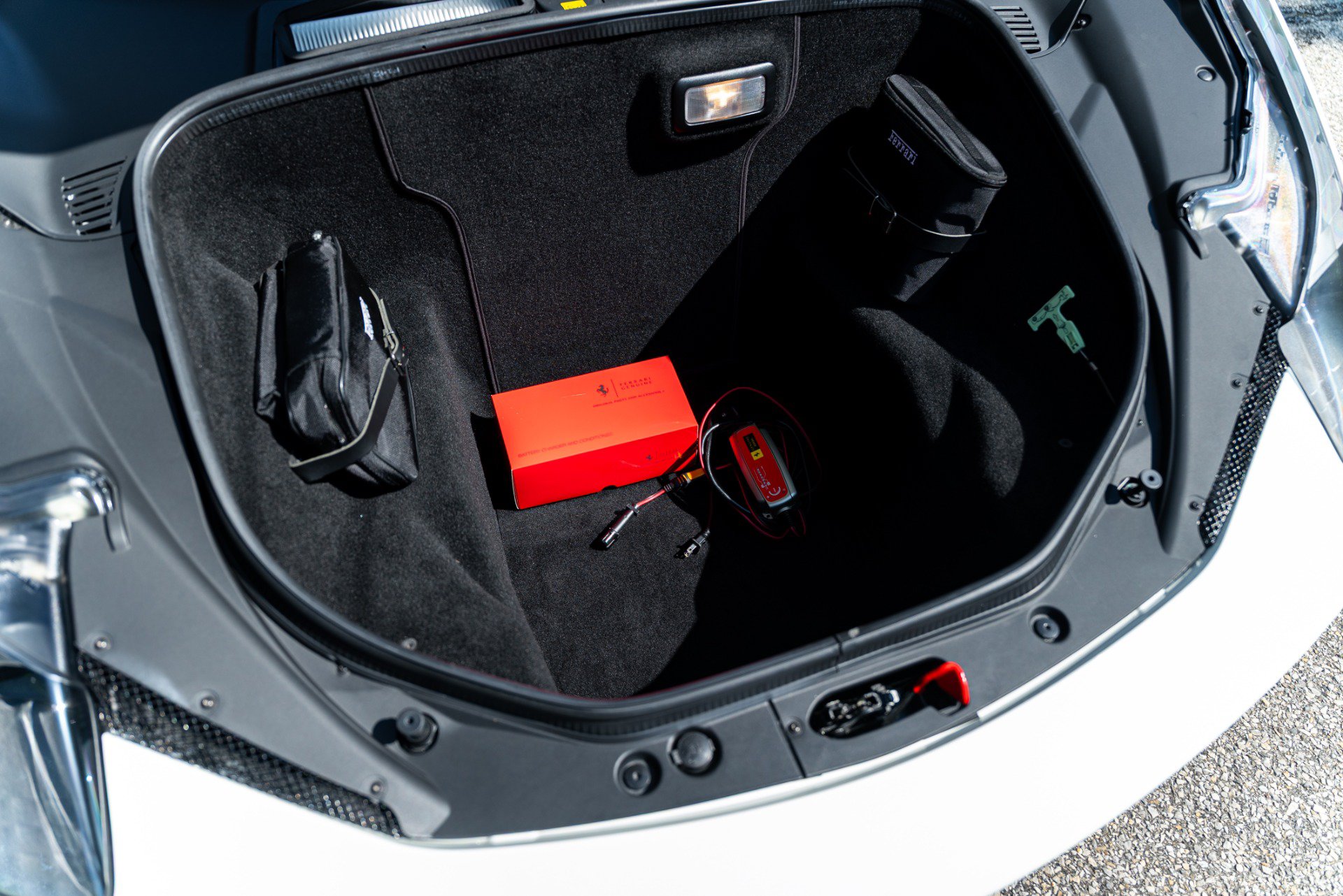 Used 2014 Ferrari 458 Spider RWD image 38