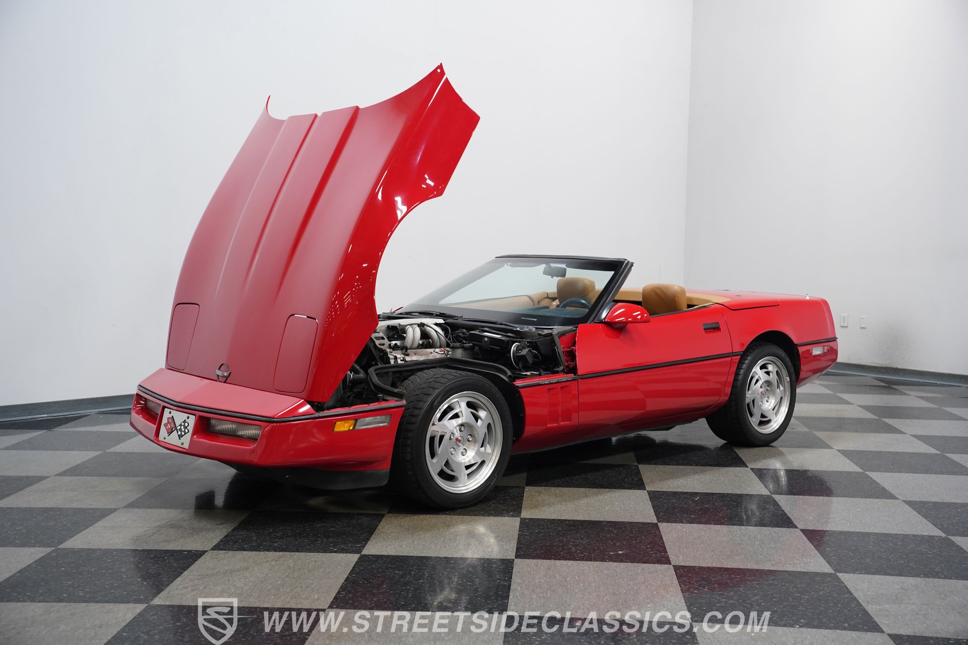 Used 1990 Chevrolet Corvette Convertible RWD image 32