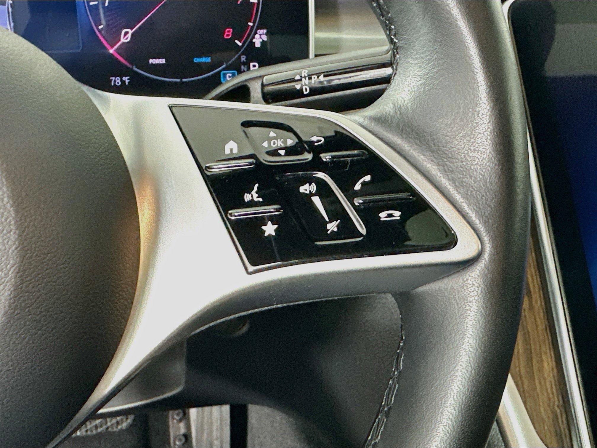 Certified 2025 Mercedes-Benz C 300 4MATIC Sedan image 13
