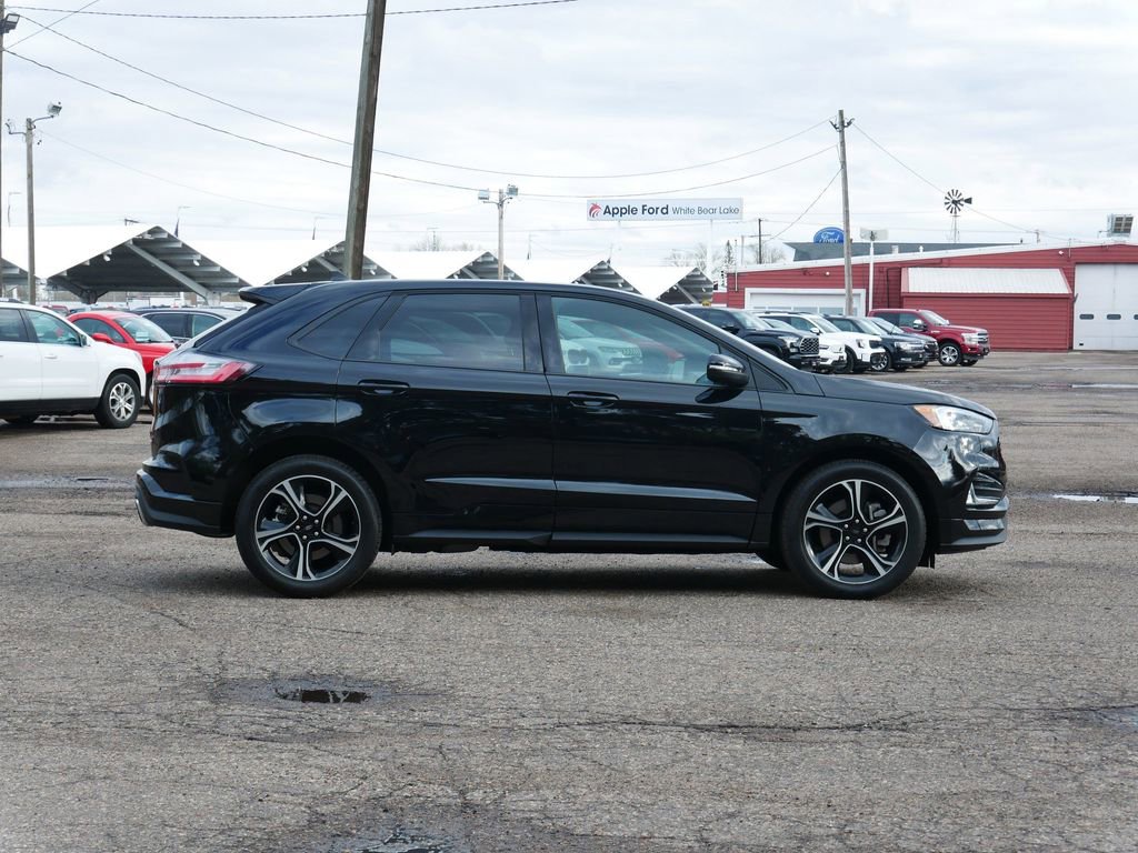 Certified 2023 Ford Edge ST image 2