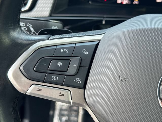 Used 2024 Volkswagen Atlas Cross Sport SEL Premium R-Line AWD/4WD image 28