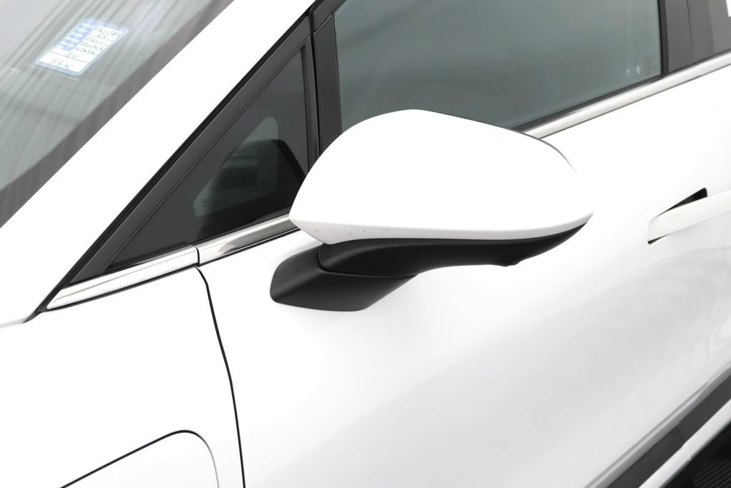 Used 2024 Chevrolet Equinox EV LT FWD image 11