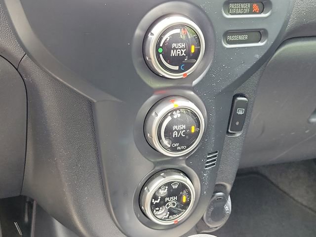 Used 2016 Mitsubishi i ES image 17