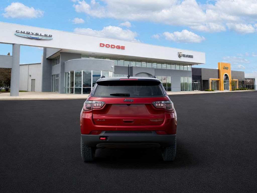 New 2026 Jeep Compass Trailhawk w/ Sun, Sound & Navigation Group AWD/4WD image 7