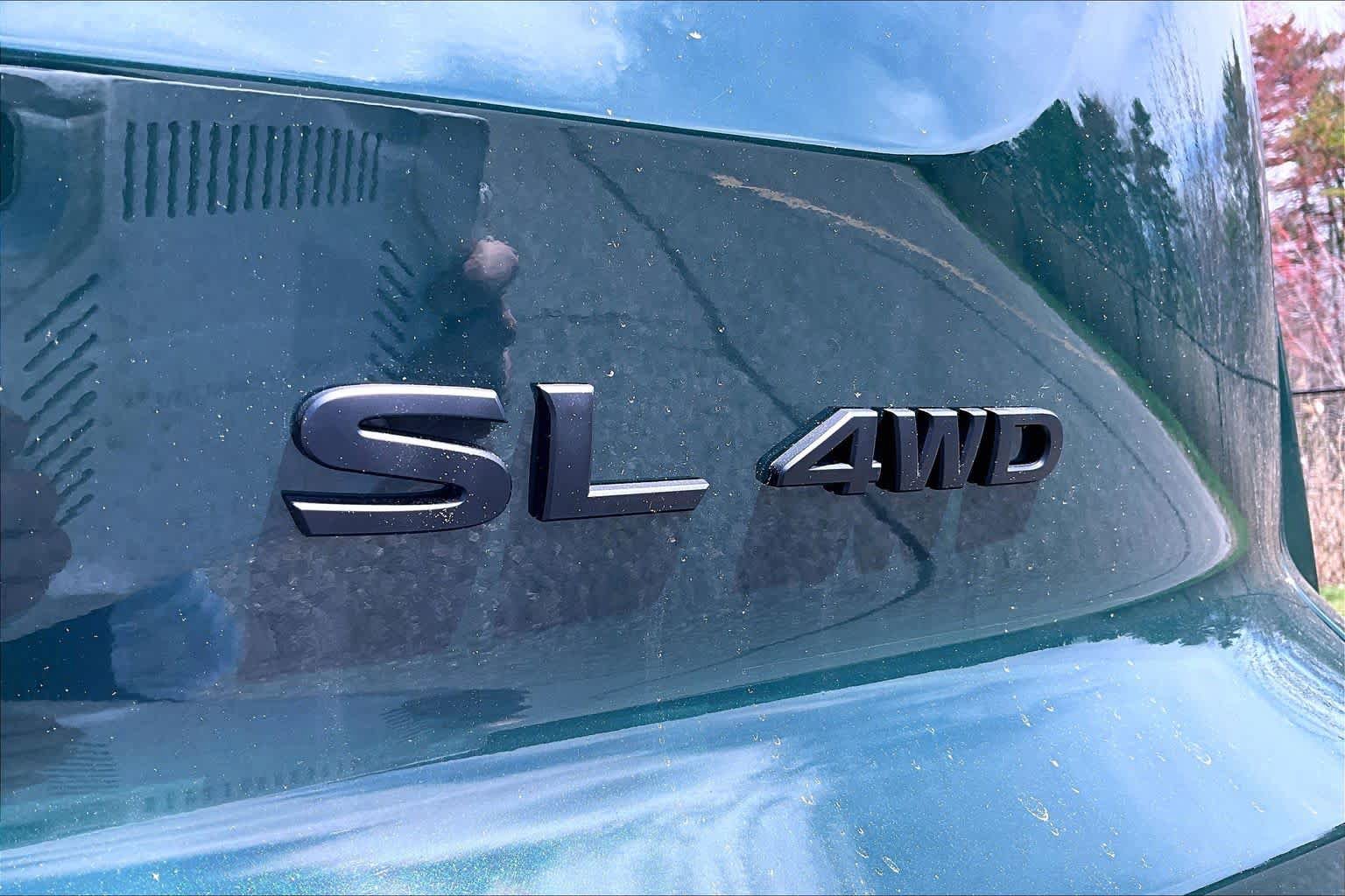 Used 2025 Nissan Pathfinder SL w/ SL Premium Package image 10
