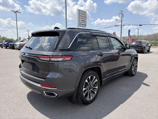 Used 2024 Jeep Grand Cherokee Overland w/ Trailer Tow Package AWD/4WD image 6