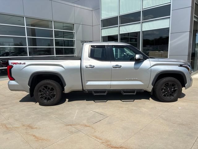 Used 2022 Toyota Tundra Limited w/ TRD Off-Road Package AWD/4WD image 8