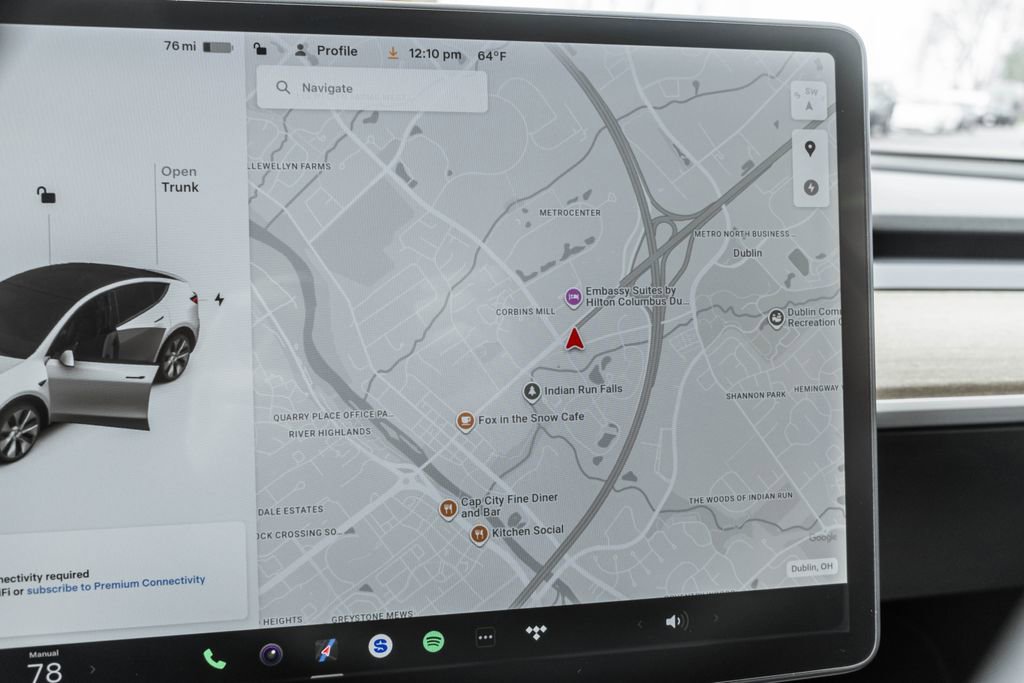 Used 2021 Tesla Model Y Long Range image 16