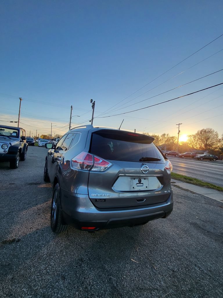 Used 2016 Nissan Rogue SL w/ SL Premium Package AWD/4WD image 5