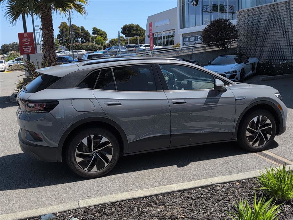 Used 2022 Volkswagen ID.4 Pro AWD/4WD image 5
