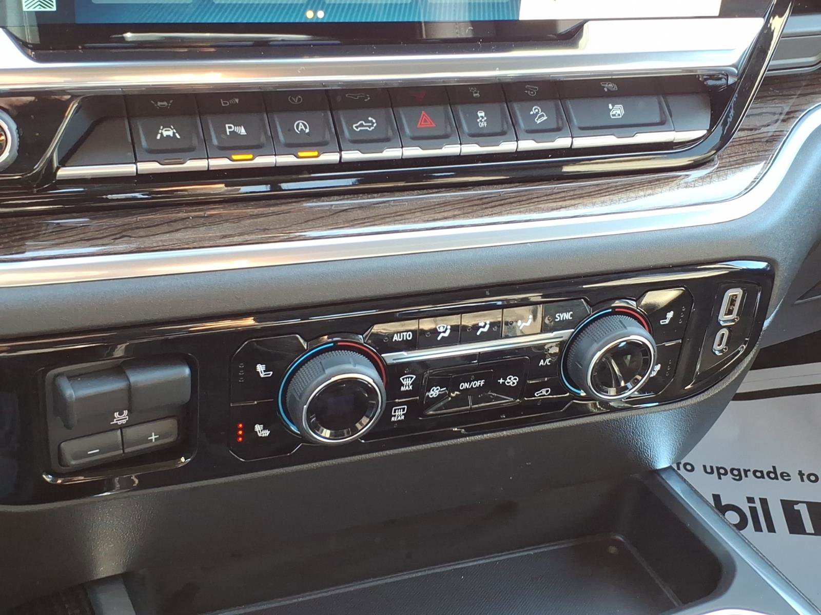 Used 2025 Chevrolet Silverado 1500 LT Trail Boss w/ LT Trail Boss Premium Package image 20