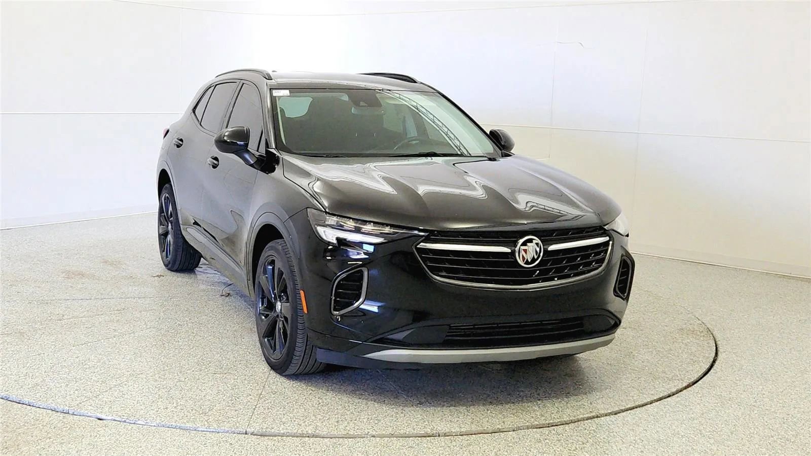 Used 2023 Buick Envision Preferred w/ Sport Touring Package image 2