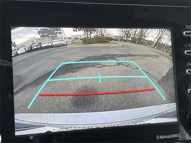 Used 2022 Toyota Camry LE image 31