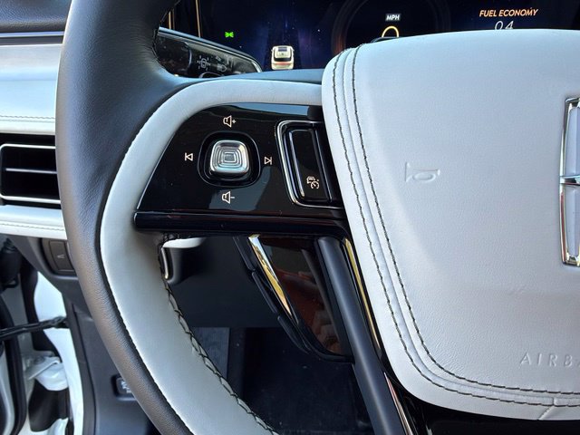 New 2027 Lincoln Aviator Reserve AWD/4WD image 16