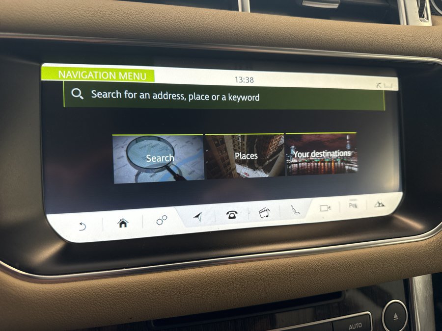 Used 2017 Land Rover Range Rover Sport HSE AWD/4WD image 18