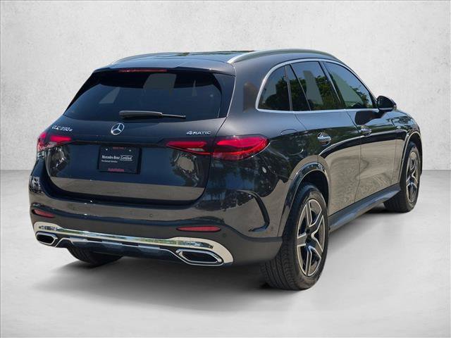 Used 2025 Mercedes-Benz GLC 350e 4MATIC image 5