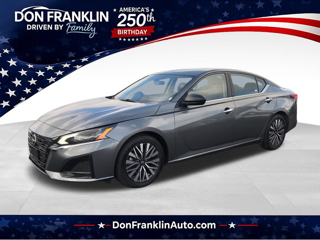 Used 2024 Nissan Altima 2.5 SV FWD image 1
