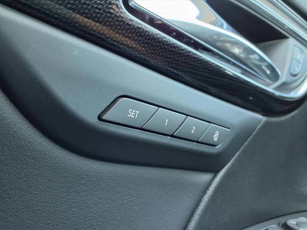 Used 2023 Buick Envision Essence image 22