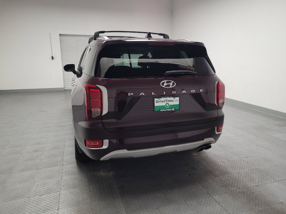 Used 2021 Hyundai Palisade Limited w/ Winter Package FWD image 6