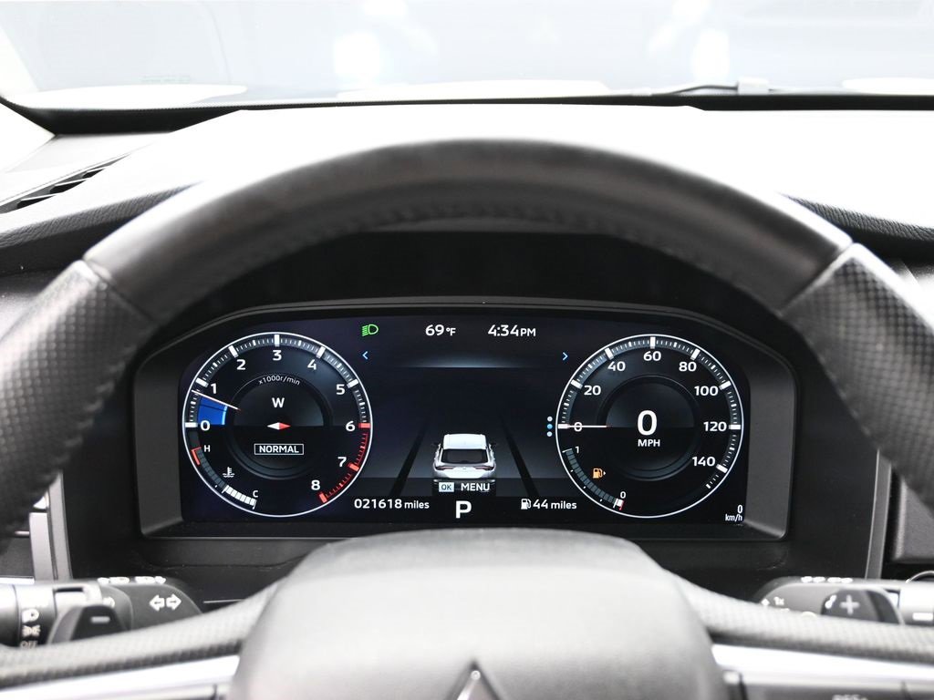 Used 2024 Mitsubishi Outlander SEL image 53