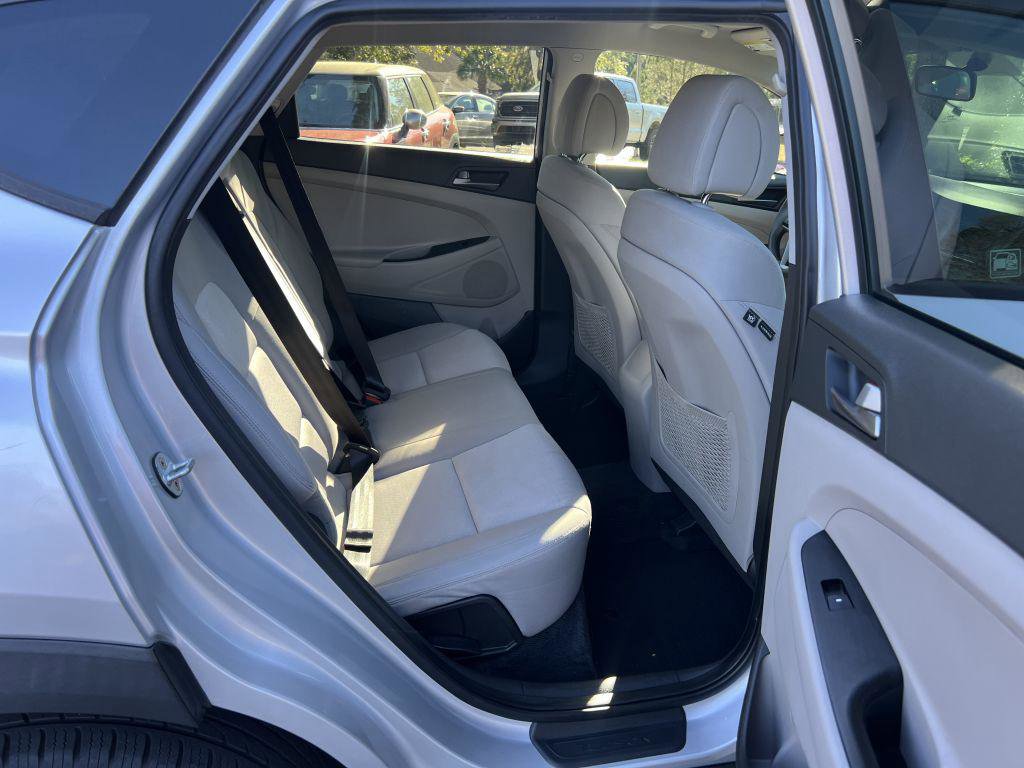 Used 2017 Hyundai Tucson SE image 8
