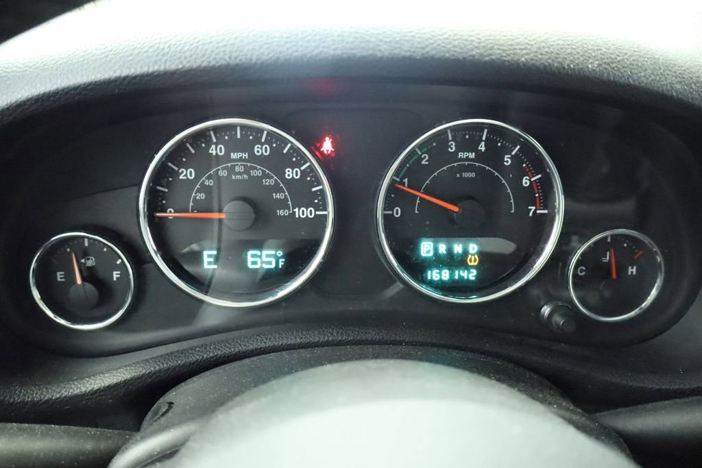 Used 2011 Jeep Wrangler Unlimited Sahara w/ Dual Top Group image 26