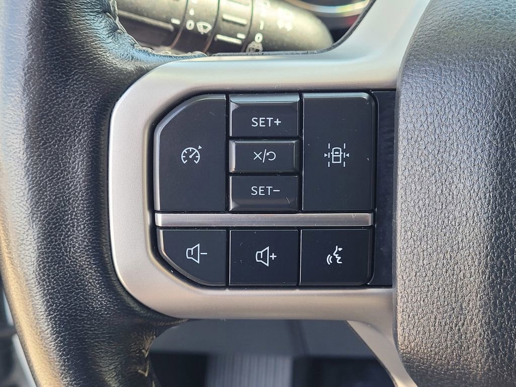 Used 2024 Ford Expedition XLT image 15