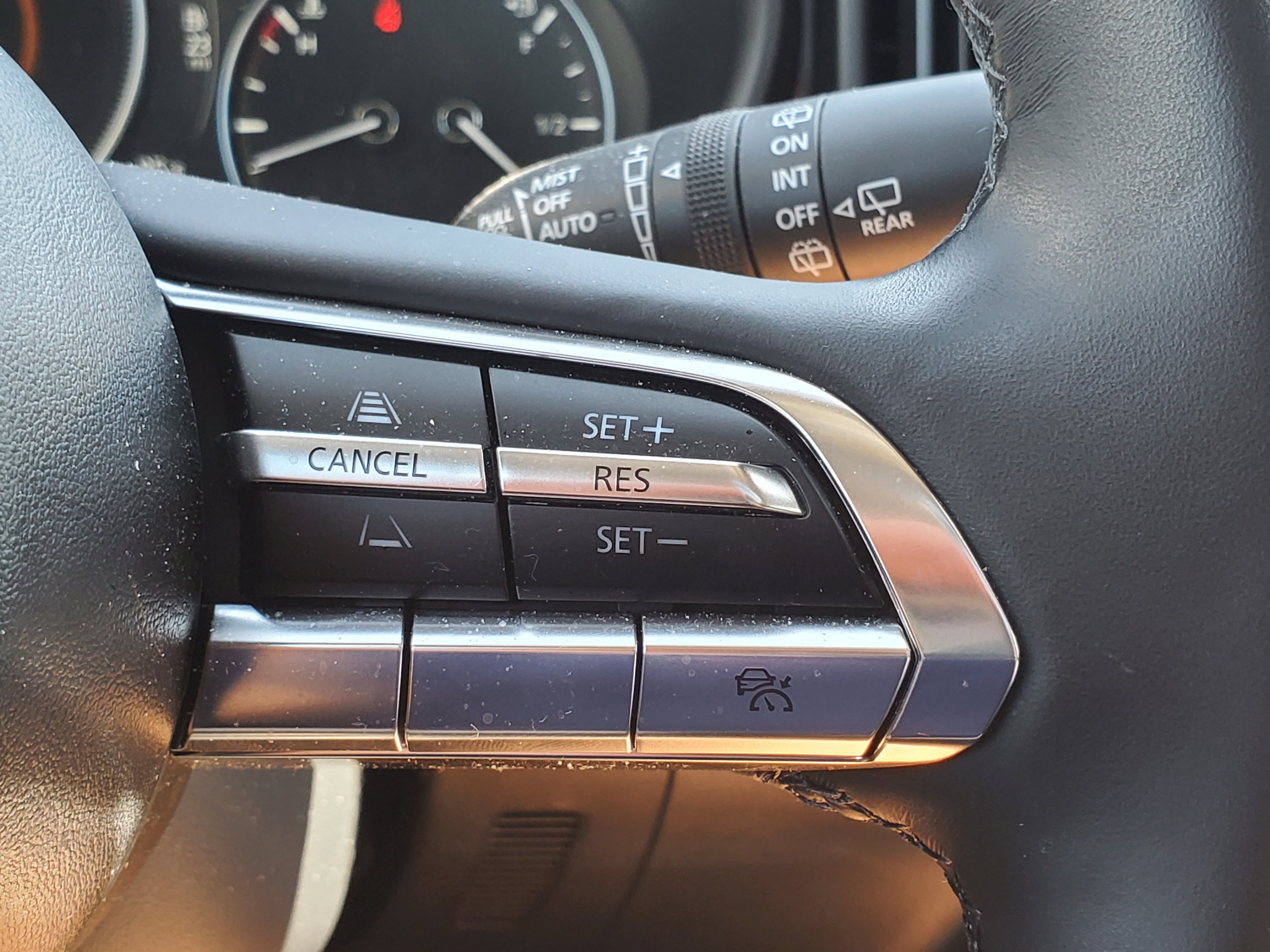 Used 2025 MAZDA CX-50 AWD 2.5 Hybrid w/ Premium Pkg image 22